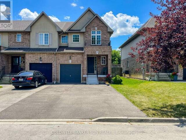 112 MEADOW WOOD CRESCENT Hamilton Ontario