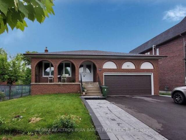 66 MOORE PARK AVENUE Toronto Ontario