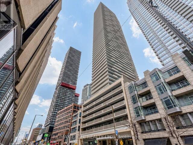 2911 - 2221 YONGE STREET Toronto Ontario