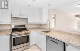 811 - 325 WEBB DRIVE Mississauga