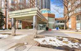 811 - 325 WEBB DRIVE Mississauga