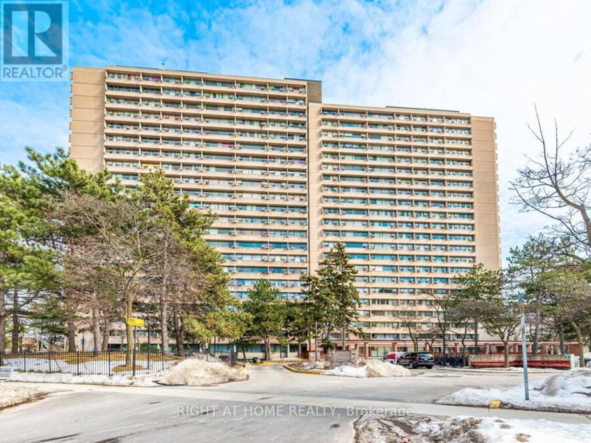 406 - 100 LEEWARD GLENWAY Toronto