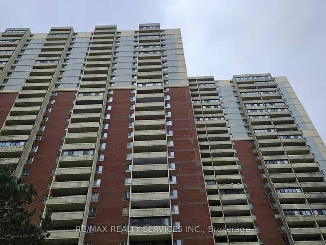 207 - 1 MASSEY SQUARE Toronto Ontario