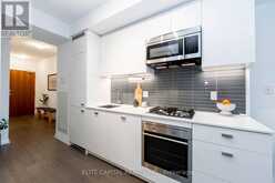 417 - 835 ST CLAIR AVENUE W Toronto