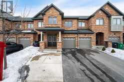 33 DAVENFIELD CIRCLE Brampton