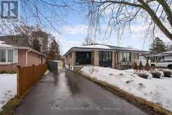 921 KROSNO BOULEVARD Pickering