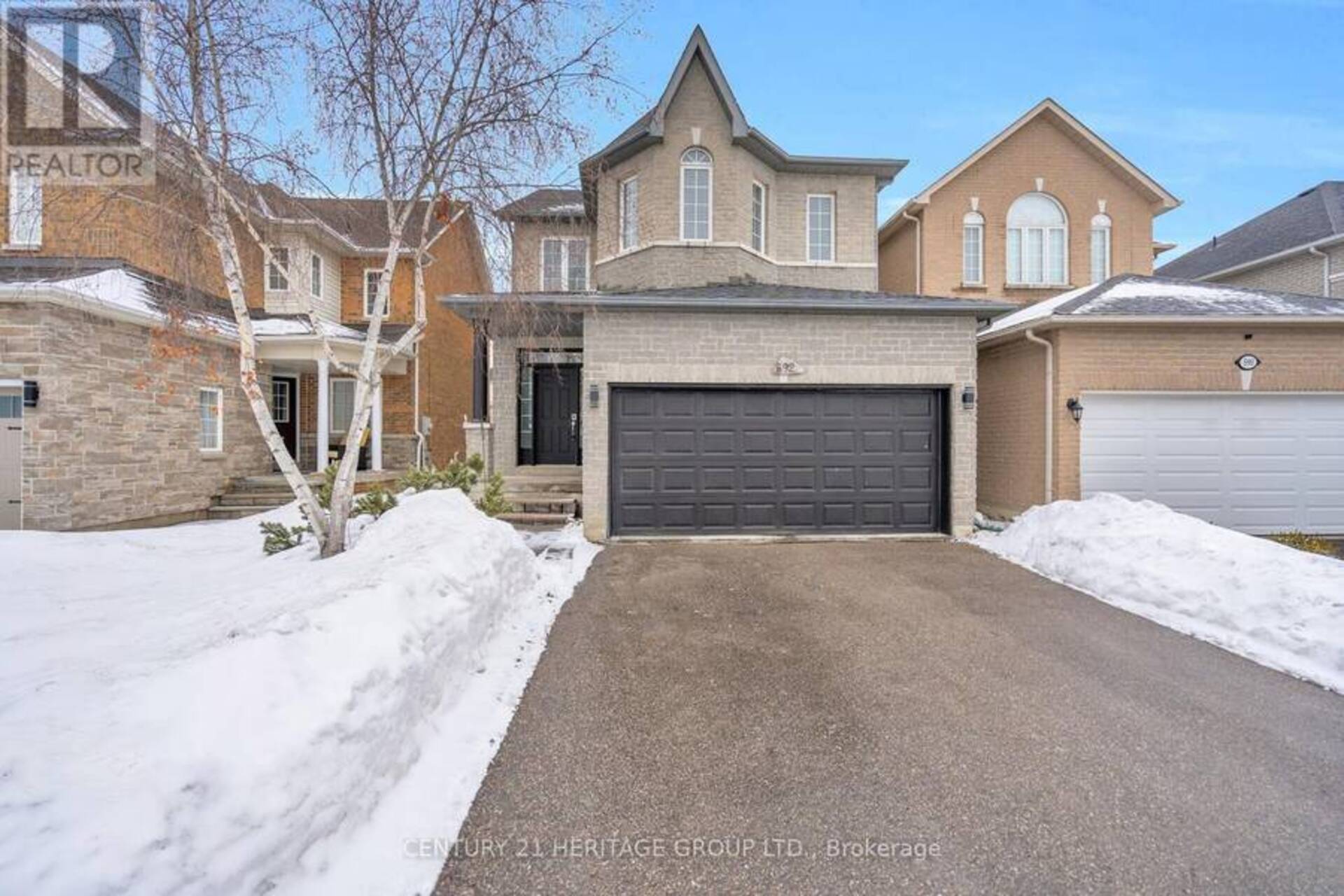 592 HEDDLE CRESCENT Newmarket