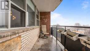 501 - 293 MOHAWK ROAD E Hamilton