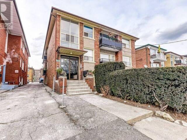 136 PORTLAND STREET Toronto Ontario