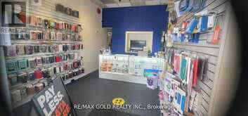 36 - 16655 YONGE STREET Newmarket