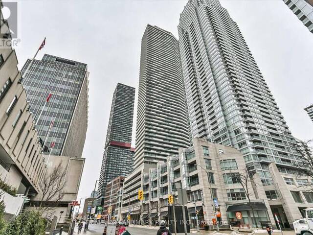 4003 - 2221 YONGE STREET Toronto Ontario