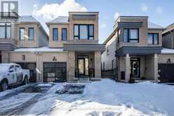 18 LARKIN LANE Clarington