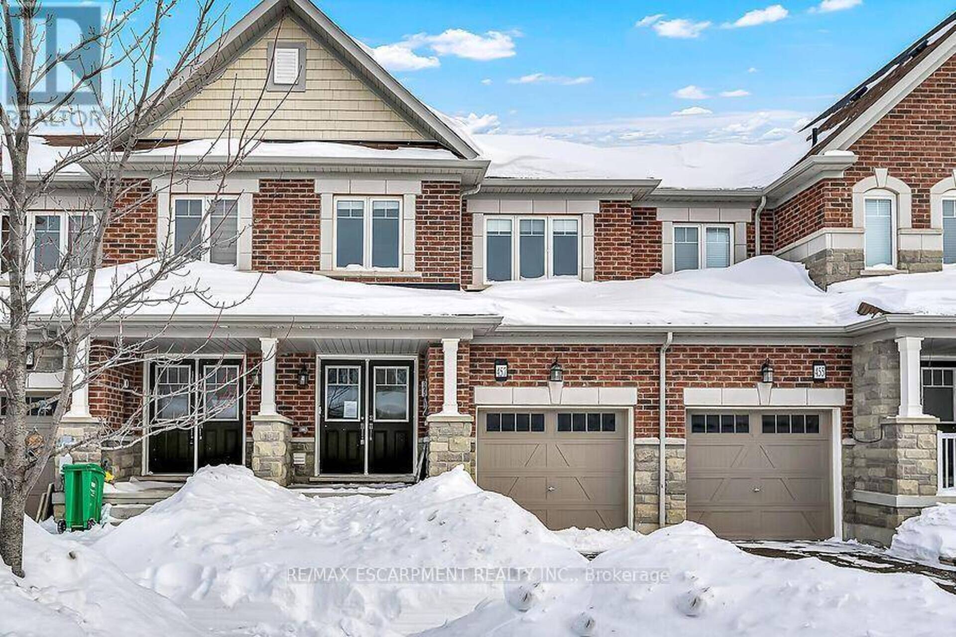 457 QUEEN MARY DRIVE Brampton