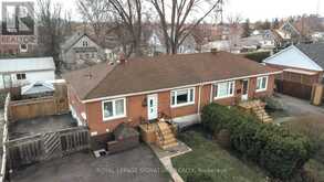 1306 LEIGHLAND ROAD Burlington