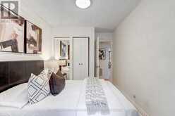 37 - 17 PEMBROKE STREET W Toronto