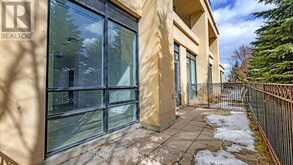 107 - 520 STEELES AVENUE W Vaughan