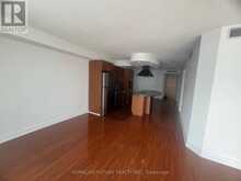 1022 - 550 QUEENS QUAY W Toronto