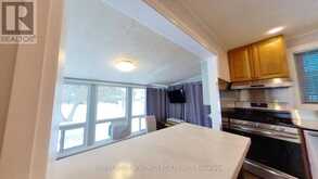 27 LAKESHORE ROAD Georgina