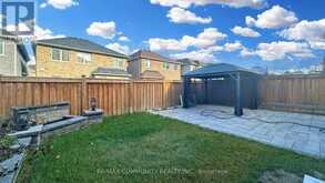 30 RAITHBY CRESCENT Ajax