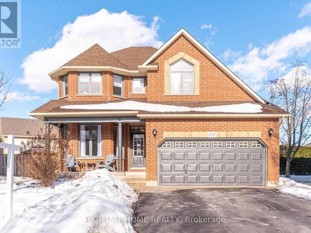 1709 BISHOP COURT Oshawa Ontario