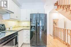 19 ENGLISH GARDEN WAY Toronto