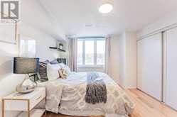 19 ENGLISH GARDEN WAY Toronto