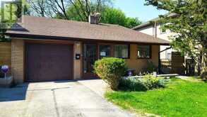 206 NORTHWOOD DRIVE Toronto