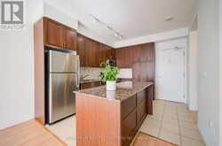 812 - 800 LAWRENCE AVENUE W Toronto