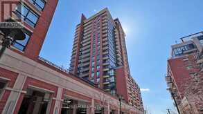 812 - 800 LAWRENCE AVENUE W Toronto