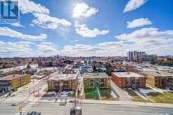 812 - 800 LAWRENCE AVENUE W Toronto