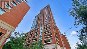 812 - 800 LAWRENCE AVENUE W Toronto