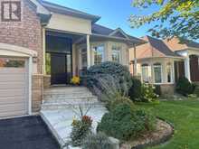 30 BENVILLE CRESCENT E Aurora