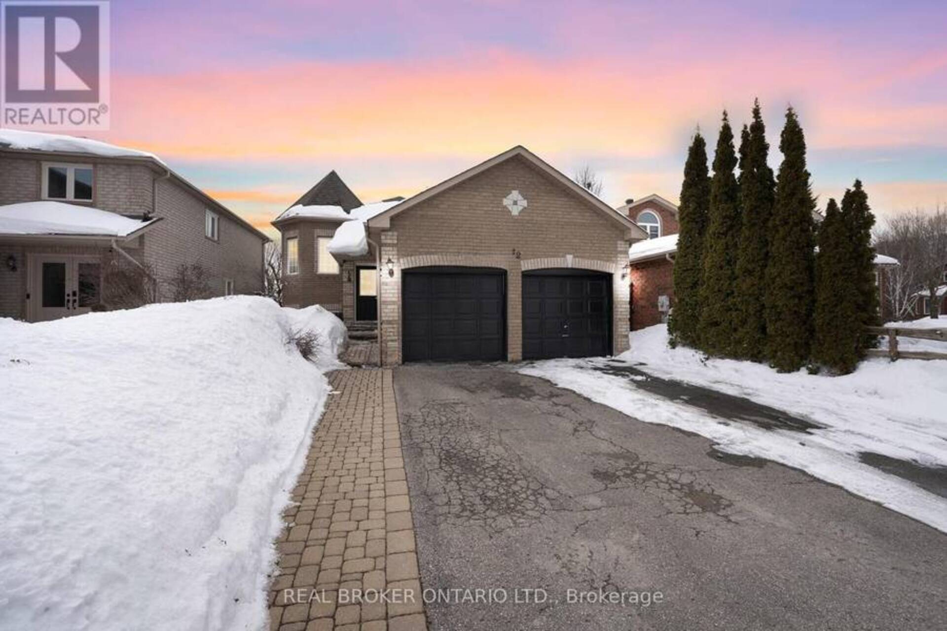 22 DYKSTRA DRIVE Barrie