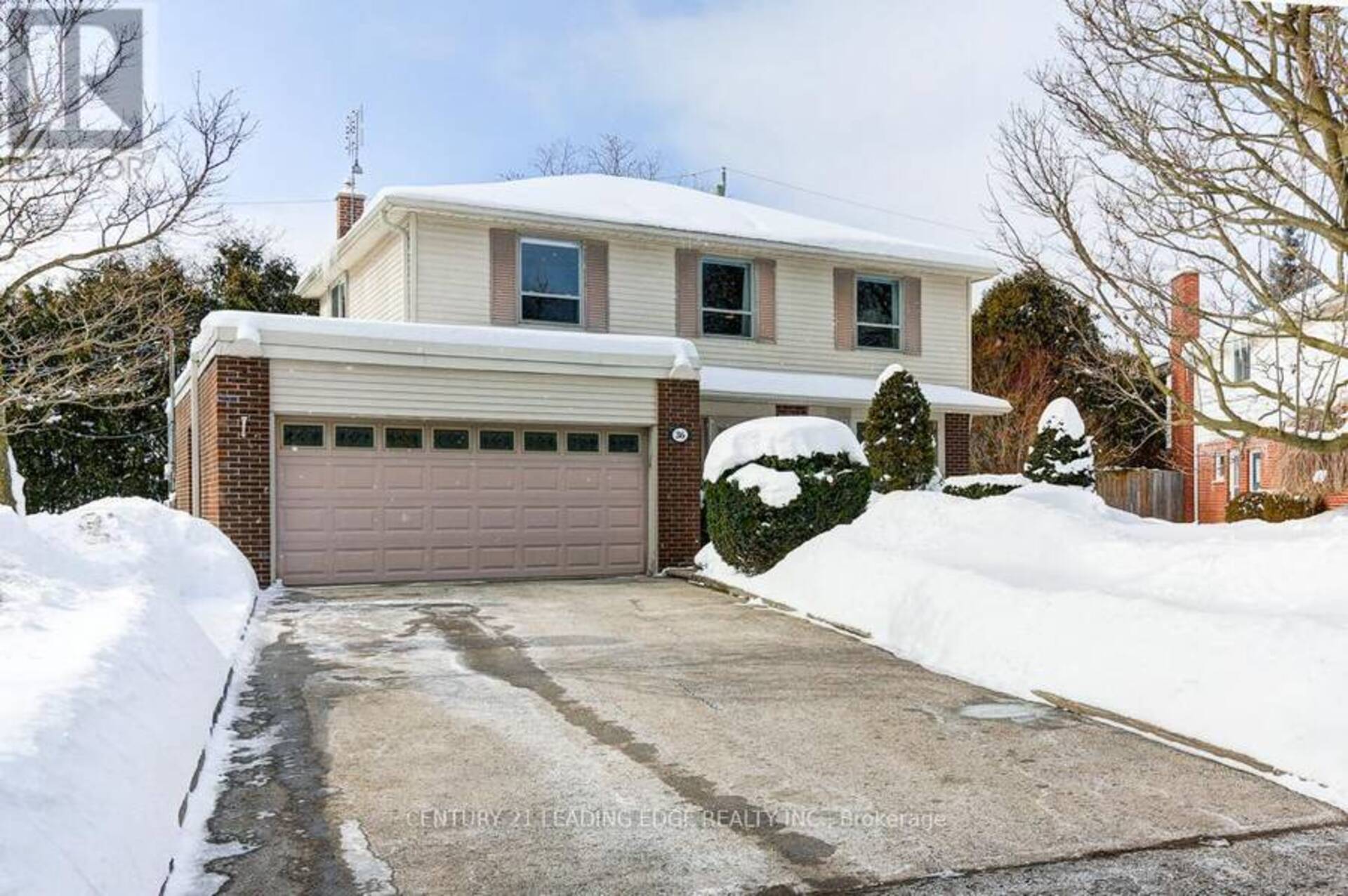 36 WALKERTON DRIVE Markham