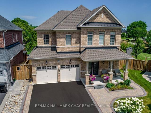 40 CAYTON CRESCENT Bradford/West Gwillimbury Ontario