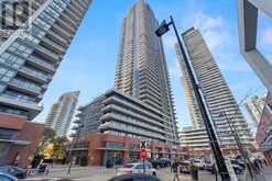 PH05 - 2220 LAKE SHORE BOULEVARD W Toronto