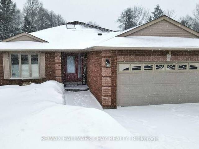 18 DOVE CRESCENT Barrie Ontario