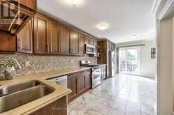 6098 ROWERS CRESCENT Mississauga