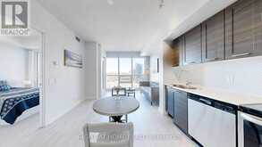 2005 - 2220 LAKE SHORE BOULEVARD W Toronto