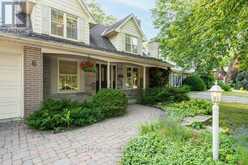 6 ALMOND AVENUE Markham