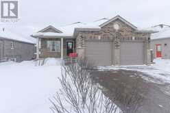 154 BRIDGE CRESCENT Minto