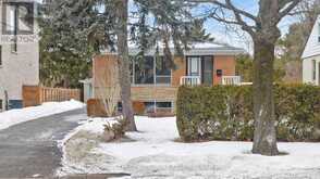 82 NORTHWOOD DRIVE Toronto