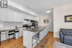 33 - 9 R CLINTWOOD GATE Toronto