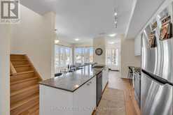 33 - 9 R CLINTWOOD GATE Toronto