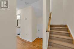 33 - 9 R CLINTWOOD GATE Toronto