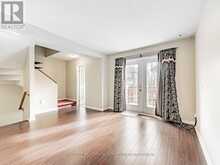 43 - 2 HEDGE END ROAD Toronto