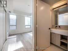 518 - 108 PETER STREET Toronto