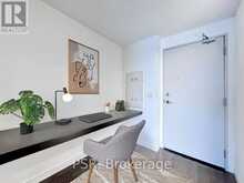 811 - 32 TROLLEY CRESCENT Toronto