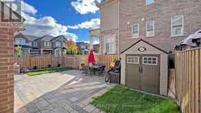 2427 MOONLIGHT CRESCENT Pickering