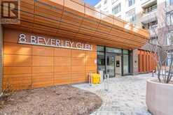 407 - 8 BEVERLEY GLEN BOULEVARD Vaughan